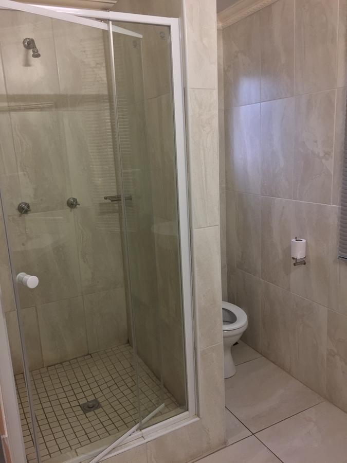 Tranquil House B&B @ 1 College Ave 昆斯敦 外观 照片
